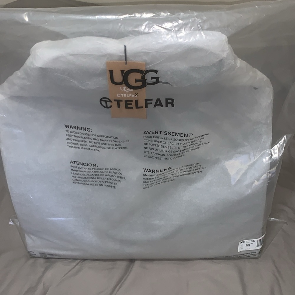 Brand New UGG x TELFAR Large Fleece Shopper - Heather Grey (NWT) - Picture 6 of 10